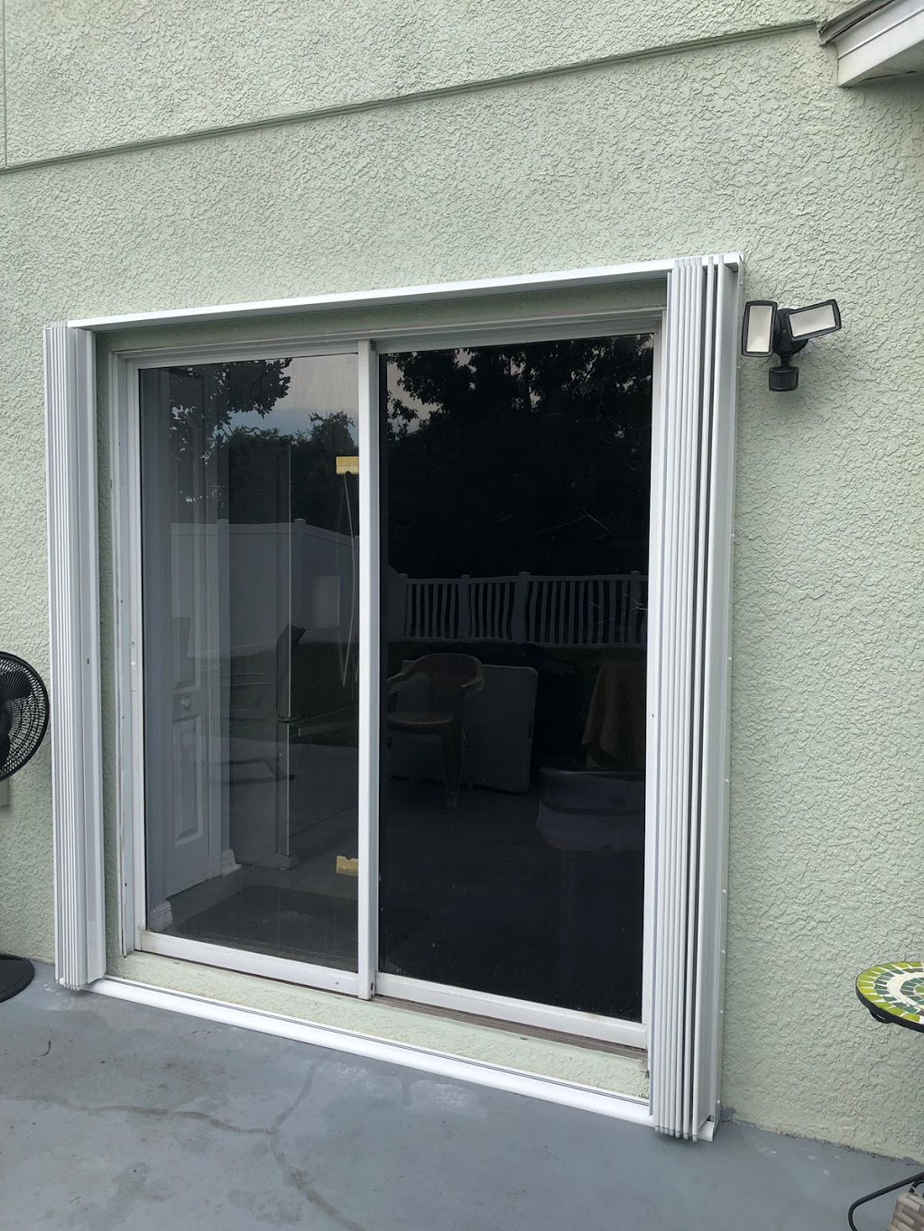 United Hurricane Shutters | 18554 Kentisbury Ct, Land O Lakes, FL 34638, USA | Phone: (954) 889-4450