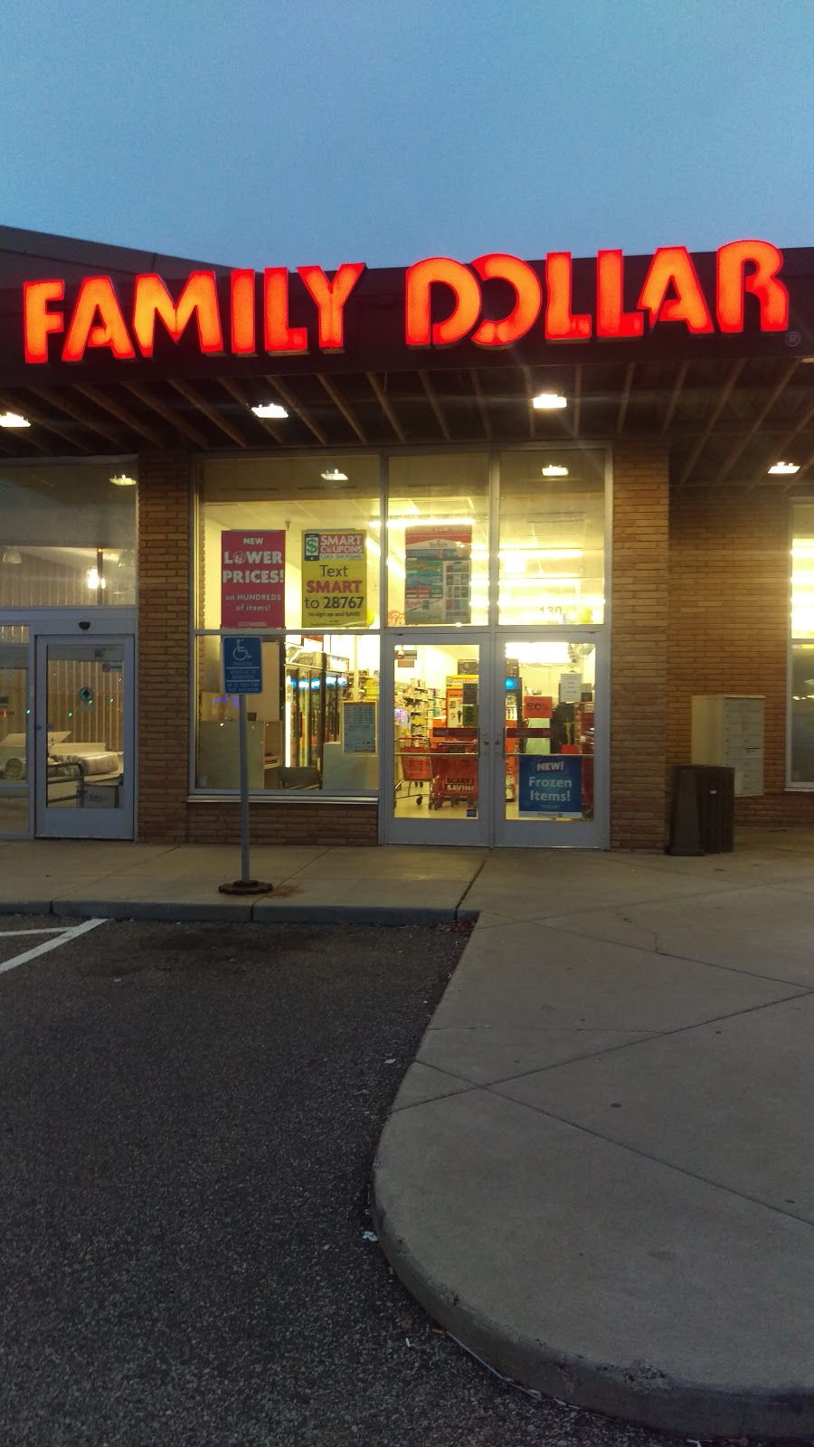 Family Dollar | 6990 80th St S Ste 13, Cottage Grove, MN 55016, USA | Phone: (612) 656-6063