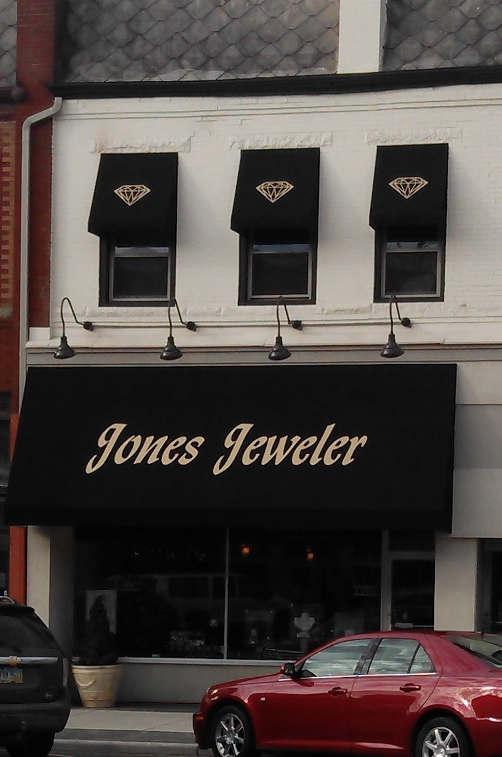 Jones Jeweler | 105 S Main St, Celina, OH 45822, USA | Phone: (419) 586-3270