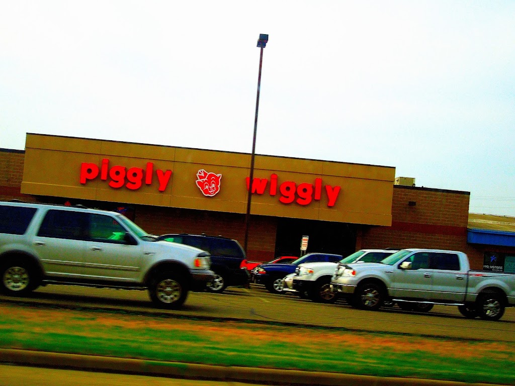 Piggly Wiggly | 724 Phillips Blvd, Sauk City, WI 53583 | Phone: (608) 643-8438