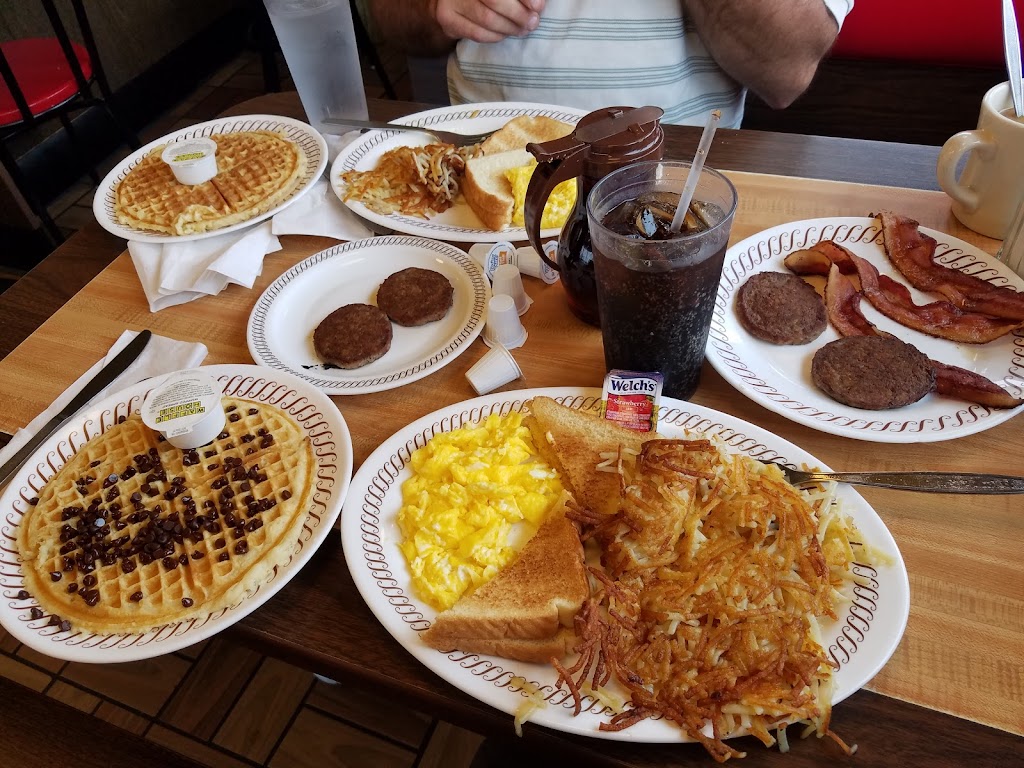 Waffle House | 714 S Main St, King, NC 27021, USA | Phone: (336) 983-0166