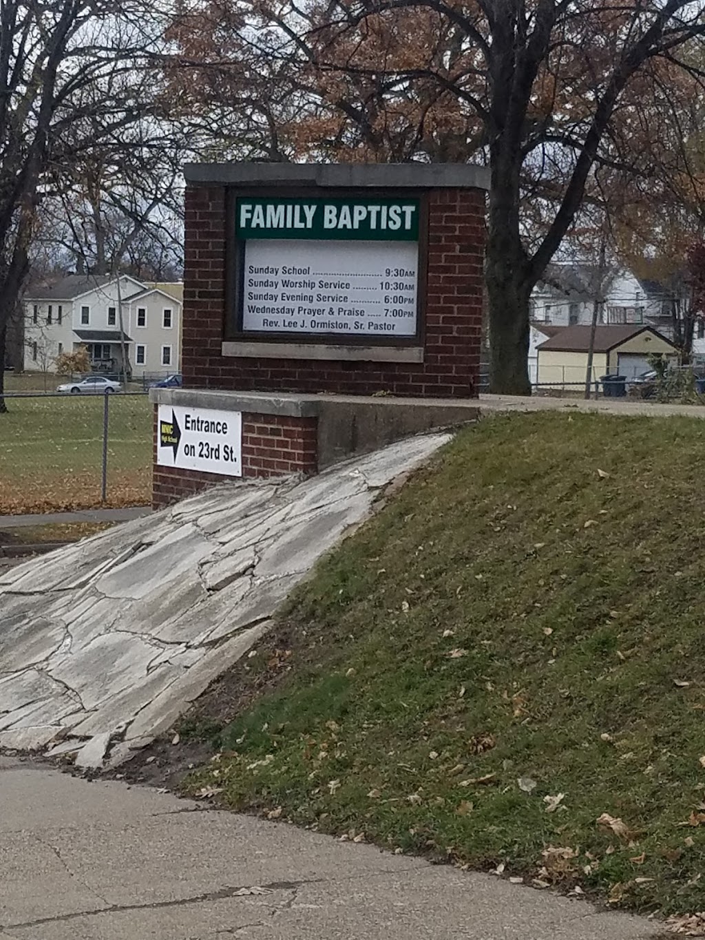 Family Baptist Church | 2201 N Girard Ave, Minneapolis, MN 55411, USA | Phone: (612) 961-7080