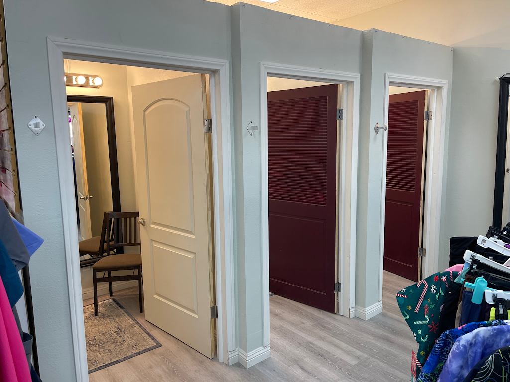 Uniformland | 23360 Valencia Blvd Suite G, Valencia, CA 91355, USA | Phone: (661) 255-2033