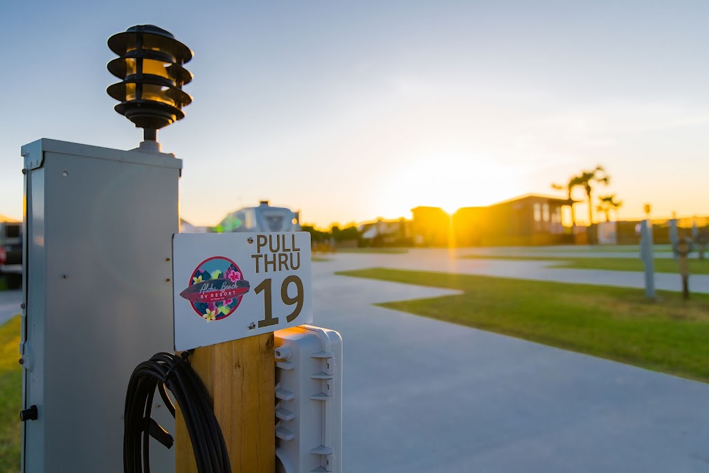Aloha Beach RV Resort | 245 Pleasant Valley, Port Aransas, TX 78373, USA | Phone: (361) 416-0441