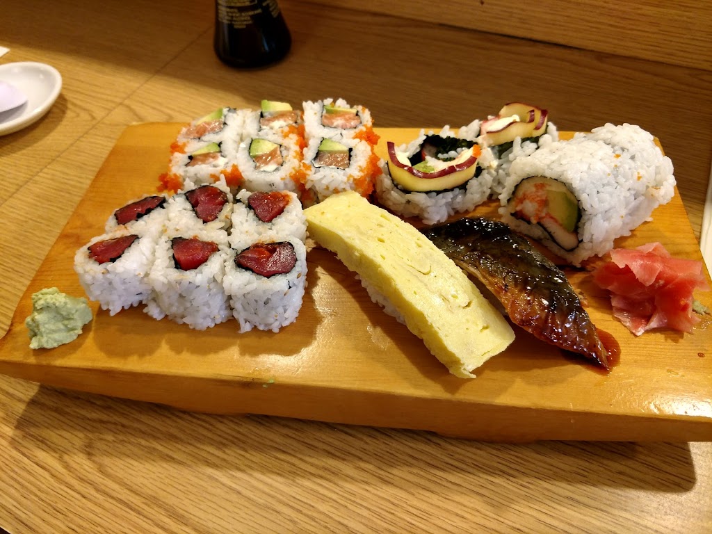 Yoshi Sushi | 640 Loudon Rd # 5, Latham, NY 12110, USA | Phone: (518) 783-6100