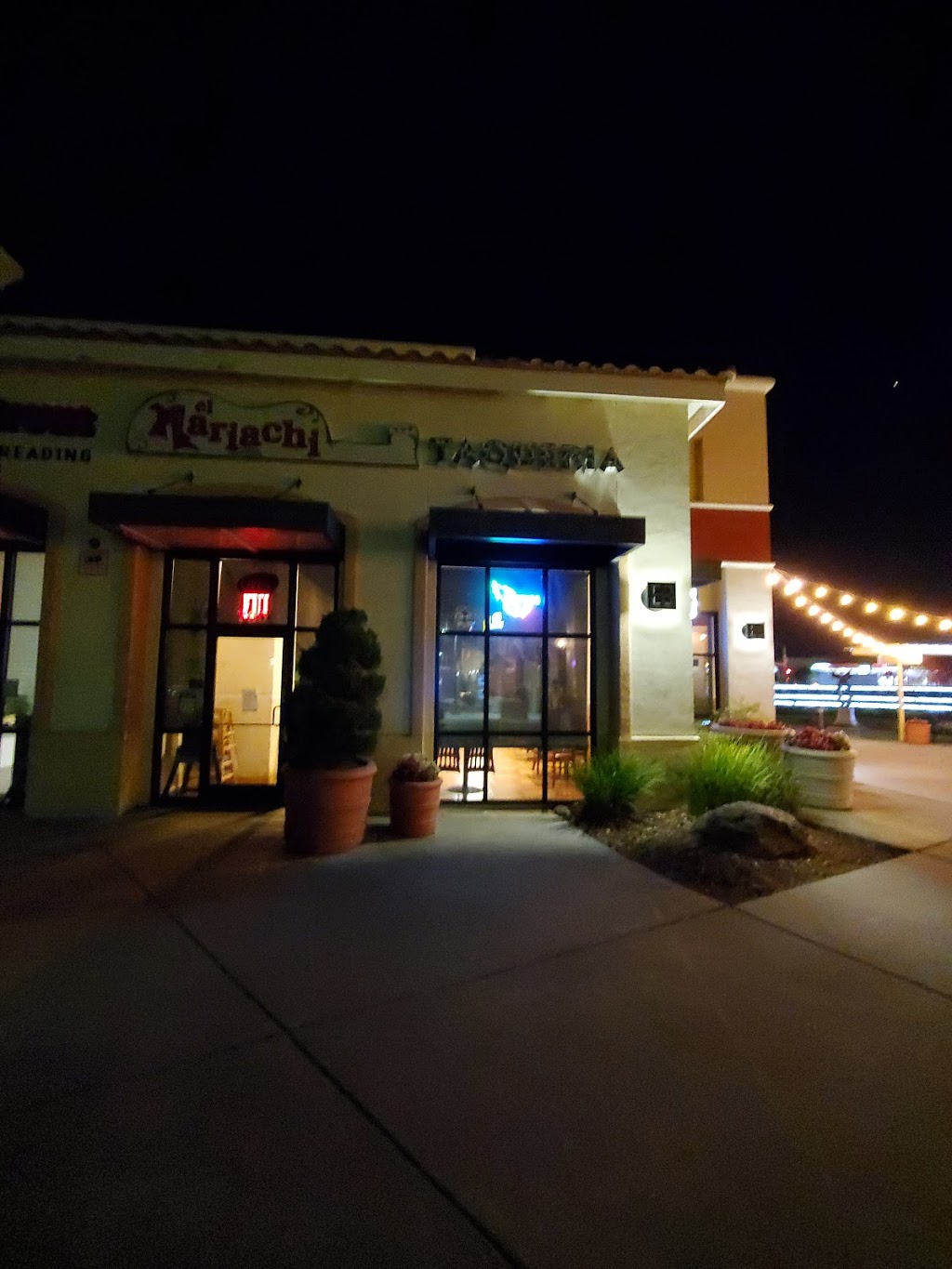 El Mariachi Taqueria | 1240 Sunset Blvd #700, Rocklin, CA 95765 | Phone: (916) 435-8491