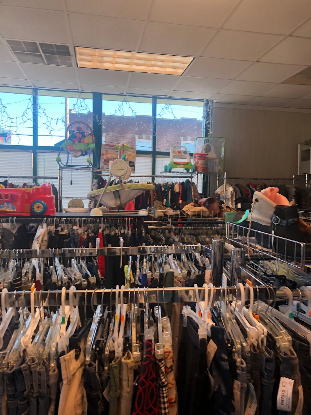 Fabulous Finds | 152 N Steele St, Sanford, NC 27330, USA | Phone: (919) 777-9048