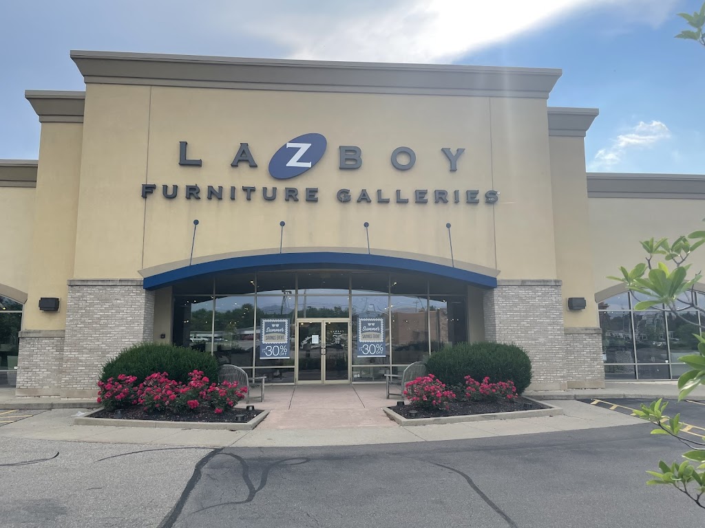 La-Z-Boy Furniture Galleries | 9891 Colerain Ave, Cincinnati, OH 45251, USA | Phone: (513) 923-4455