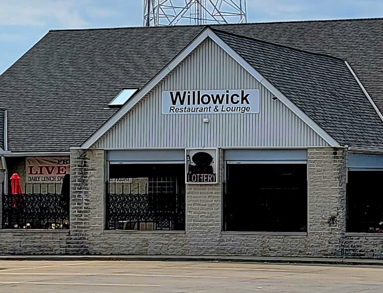 Willowick Restaurant & Lounge | 30609 Euclid Ave, Wickliffe, OH 44092 | Phone: (440) 944-9904