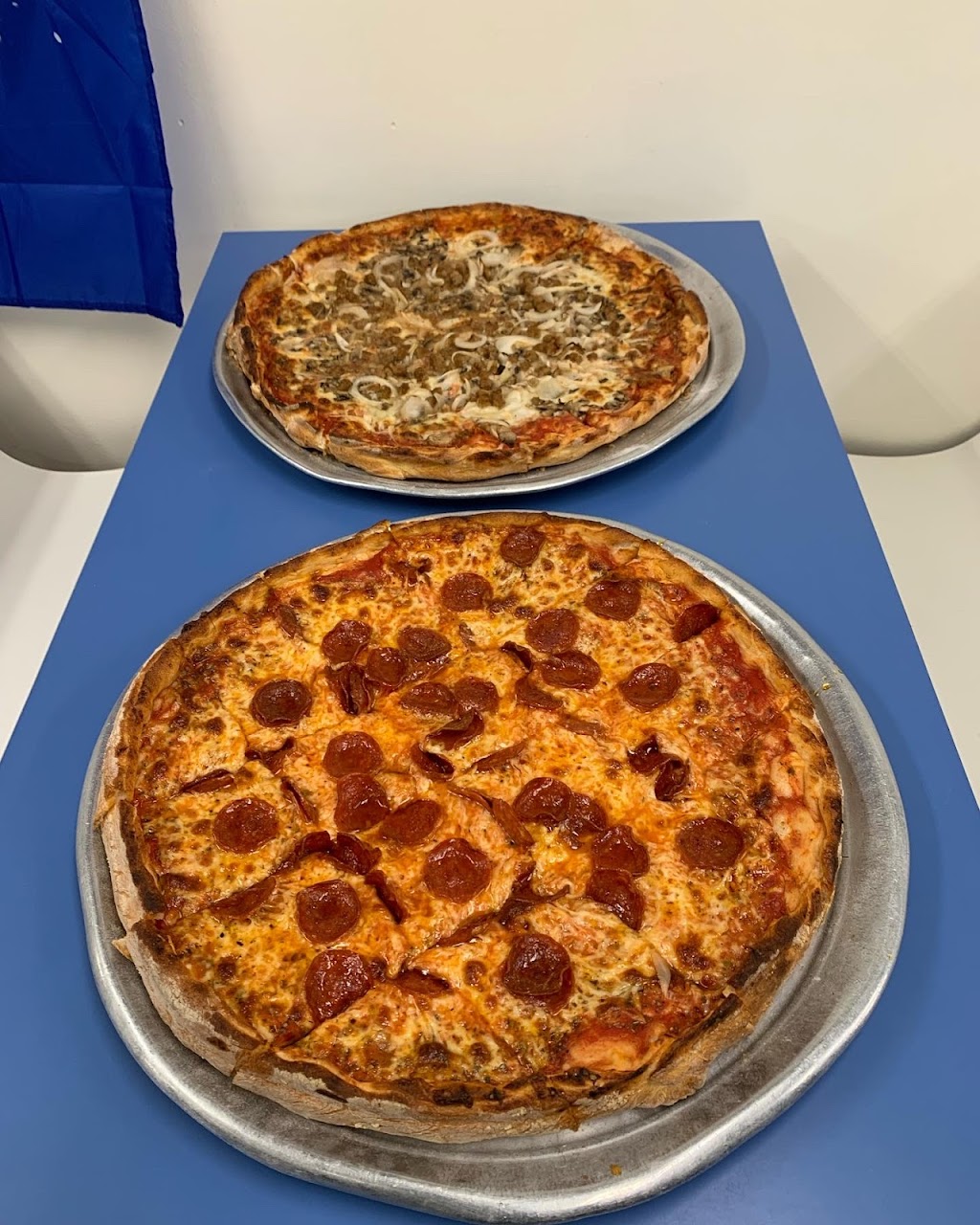 Lock City Pizza | 379 Davison Rd, Lockport, NY 14094 | Phone: (716) 433-3413