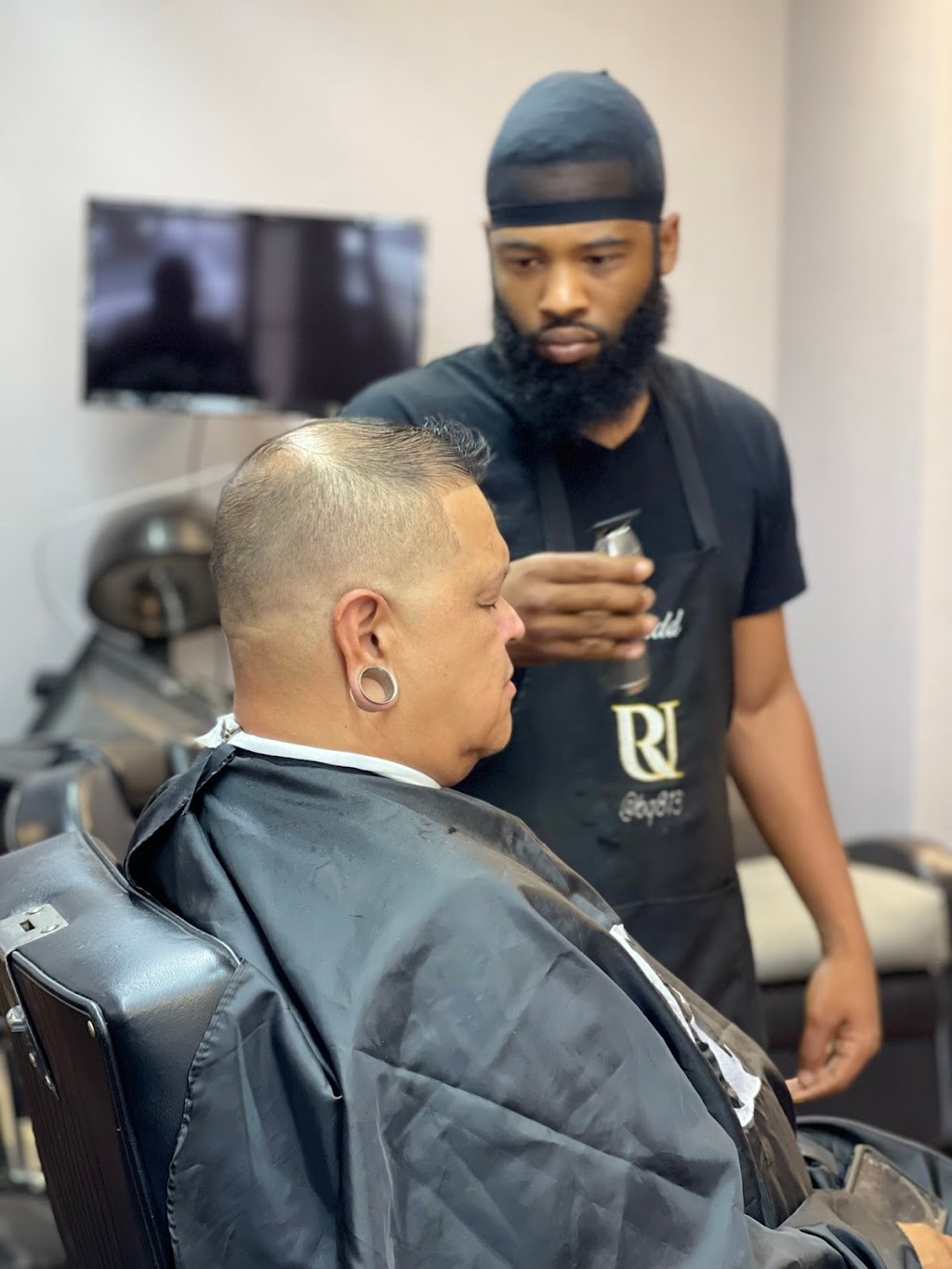 Rather Unique Barbershop | 713 W Lumsden Rd, Brandon, FL 33511, USA | Phone: (813) 672-8444