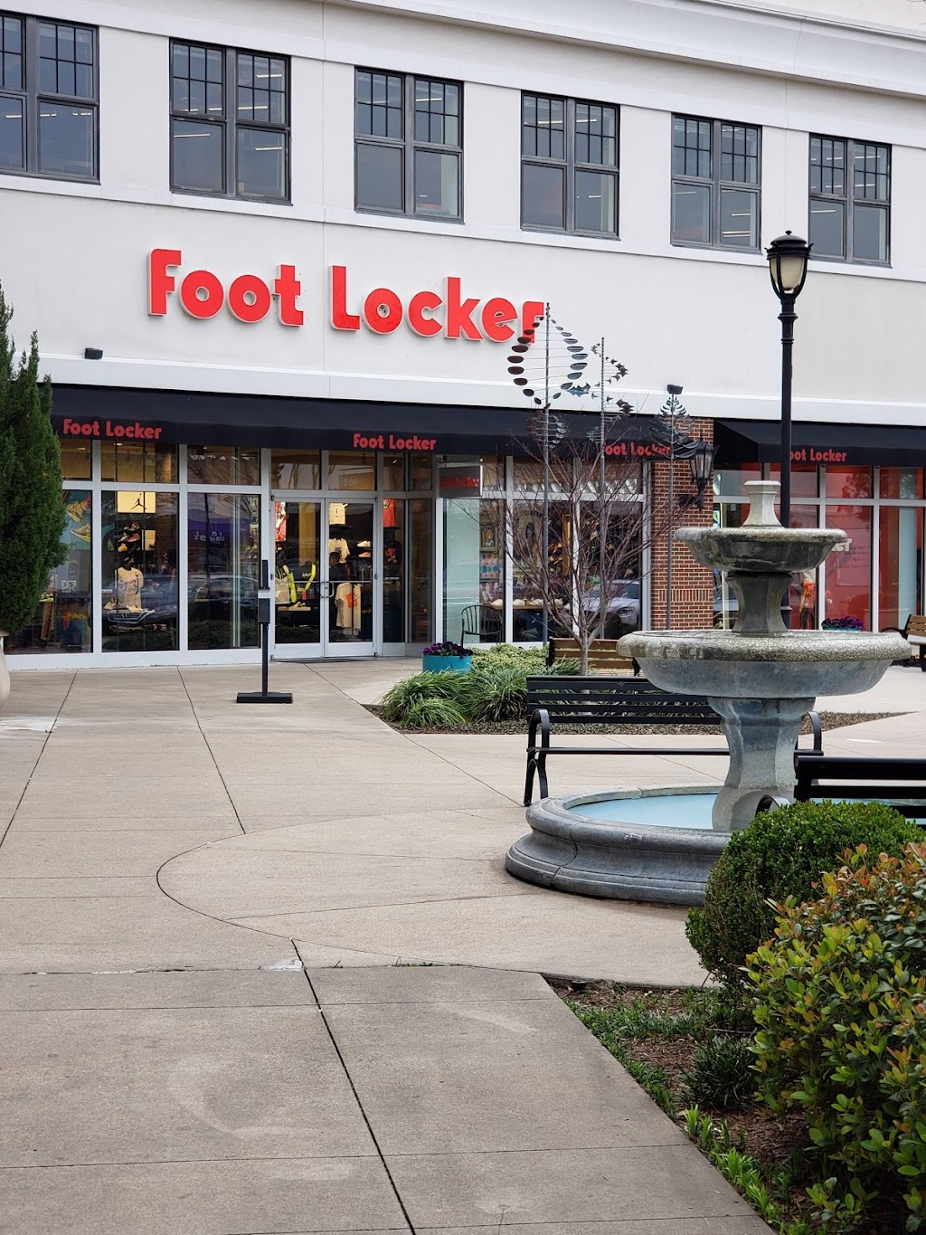 Hillside Village Shopping Center | 305 FM1382, Cedar Hill, TX 75104, USA | Phone: (972) 637-6300