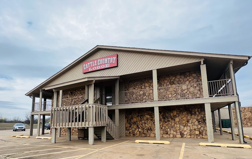 Cattle Country Lodge | 1200 N 8th Ave, Stroud, OK 74079, USA | Phone: (918) 968-9515