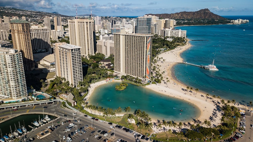 Duke Kahanamoku Lagoon | Honolulu, HI 96815, USA | Phone: (808) 949-4321