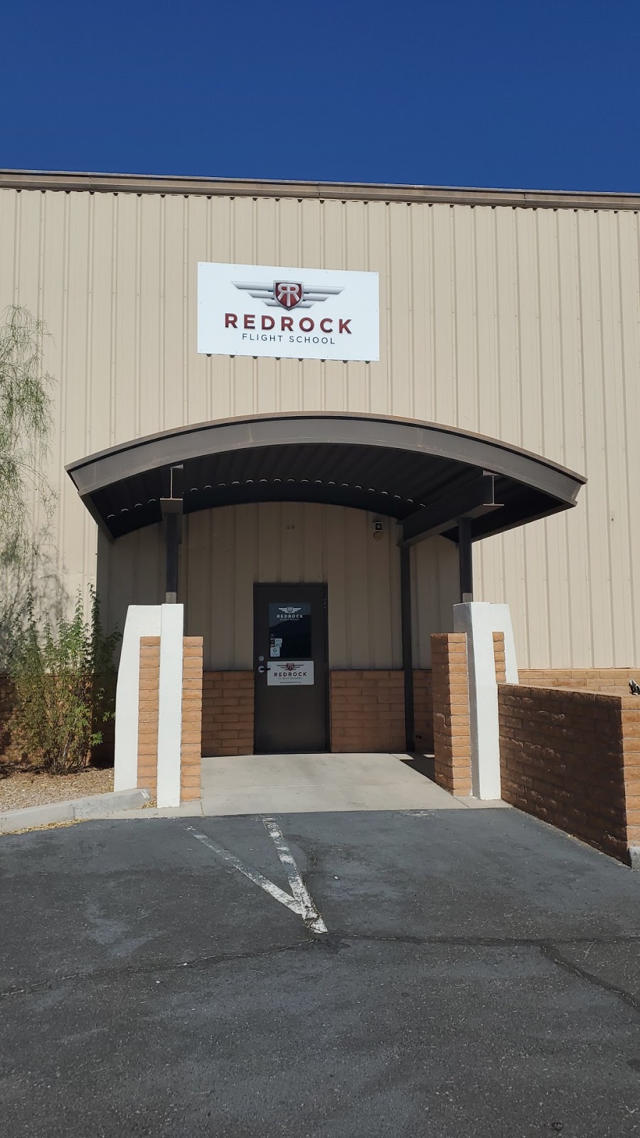 Red Rock Flight School | 4753 E Falcon Dr Suite 103, Mesa, AZ 85215, USA | Phone: (480) 749-1160