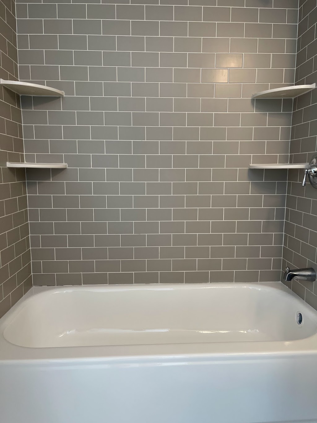 Cincinnati Bath Restoration Professionals, Inc. | 430 Caldwell Dr, Elsmere, KY 41018, USA | Phone: (859) 727-3535