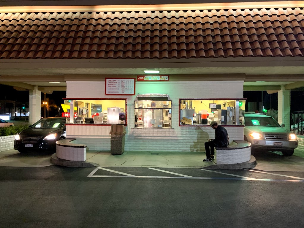 In-N-Out Burger | 594 W 19th St, Costa Mesa, CA 92627, USA | Phone: (800) 786-1000
