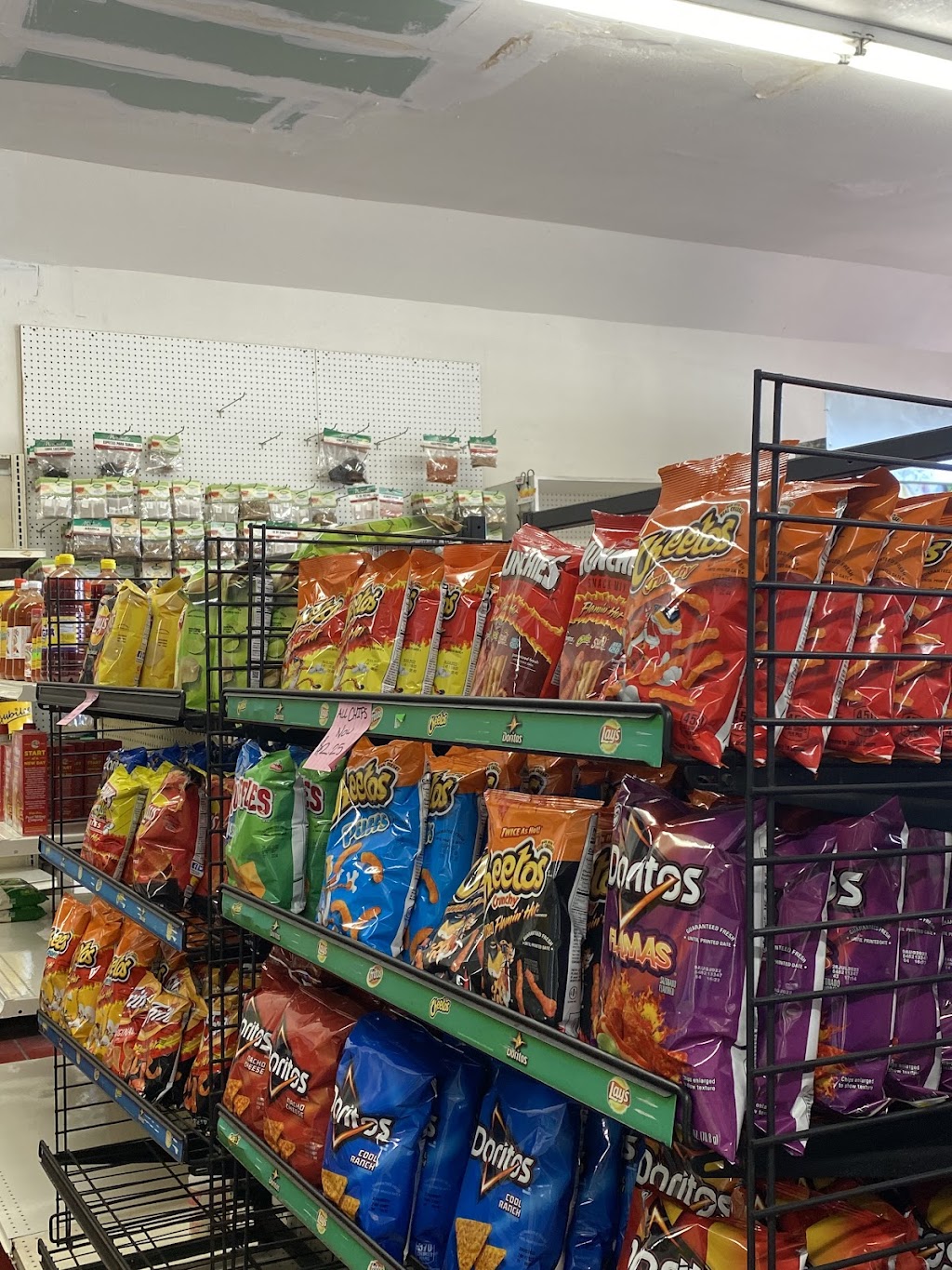 Vaqueros Market 2 | 2857 E Florence Ave, Huntington Park, CA 90255, USA | Phone: (323) 583-5096