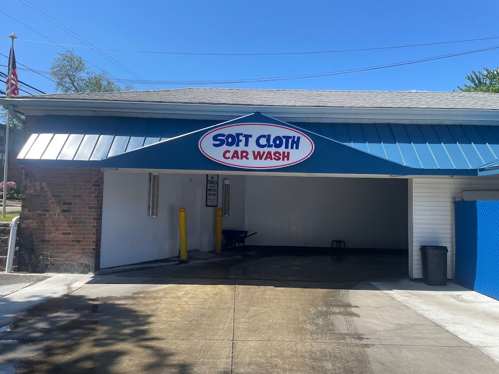 Tenafly Soft Cloth Car Wash | 277 County Rd, Tenafly, NJ 07670, USA | Phone: (201) 567-9110