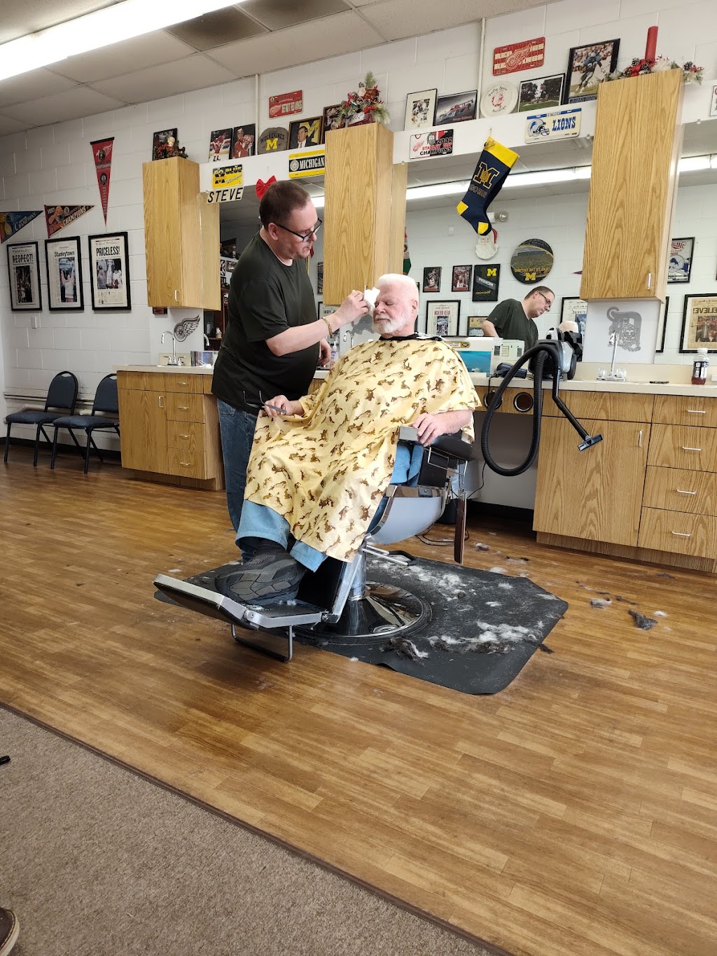 Steves All-Pro Barber Shop | 29548 Ford Rd, Garden City, MI 48135, USA | Phone: (734) 425-7437
