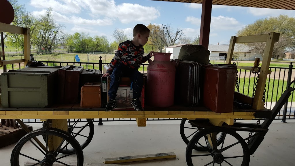 Mabank Depot Toy Train Museum | 222 W Mason St, Mabank, TX 75147, USA | Phone: (214) 533-6639