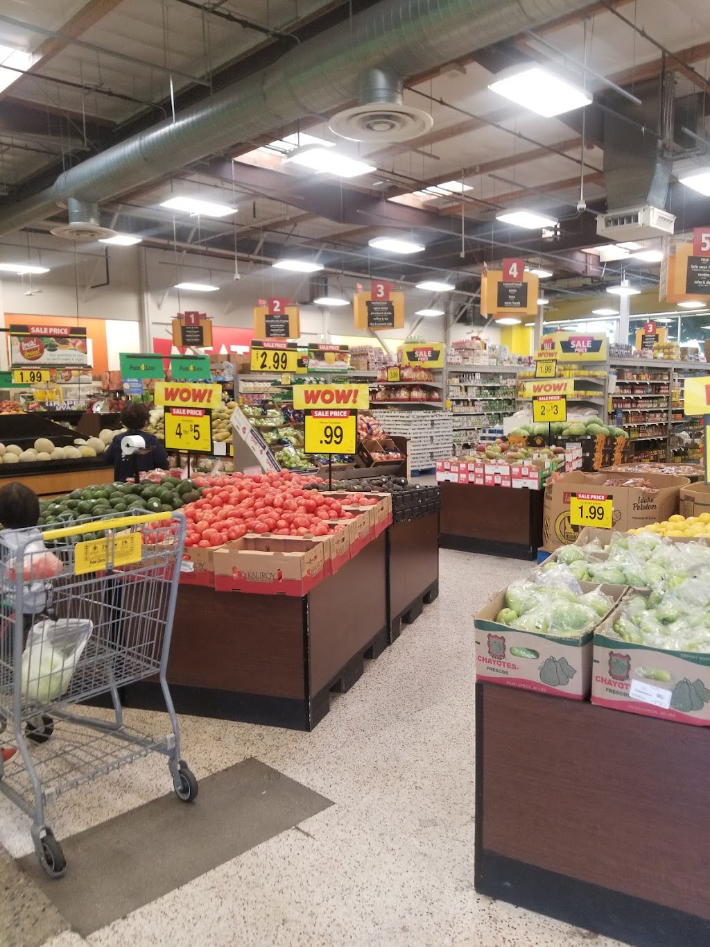 Food 4 Less | 4910 Huntington Dr S, Los Angeles, CA 90032, USA | Phone: (323) 222-2659