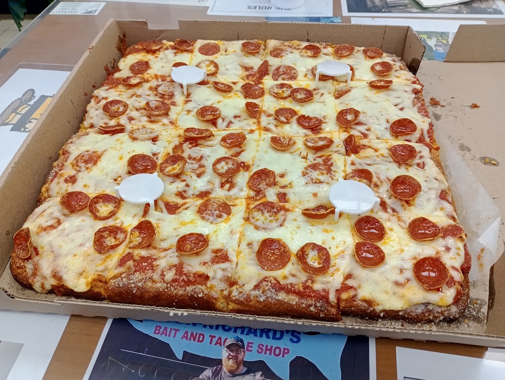 Hot Box Pizza & Wings | 6521 Library Rd, South Park Township, PA 15129, USA | Phone: (412) 831-2000