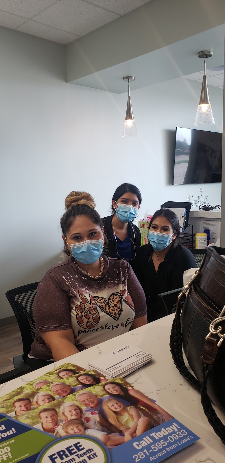 Gloss Dental - Rosenberg | 3514 TX-36 Suite 400, Rosenberg, TX 77471, USA | Phone: (281) 595-0933