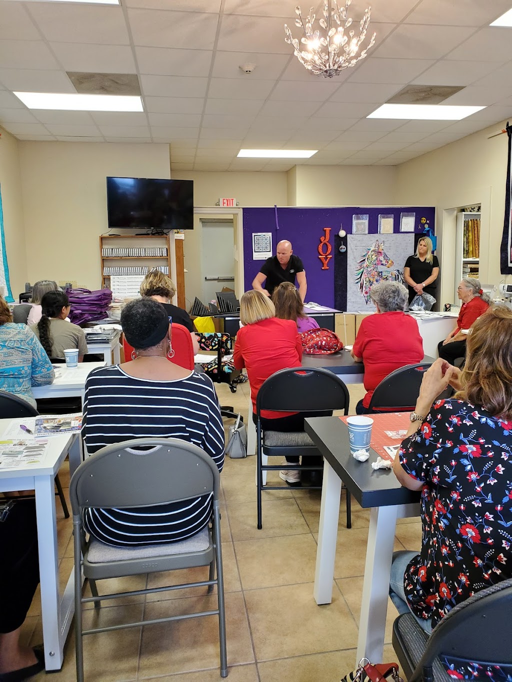 Sew Unique Quilting & Fabrics | 8001 Hwy 6, Hitchcock, TX 77563, USA | Phone: (409) 440-8624