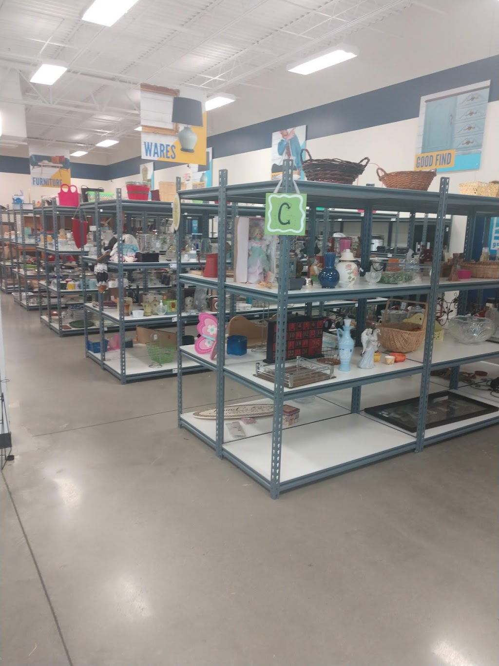 Goodwill Store - Collins | 4700 S Collins St, Arlington, TX 76018, USA | Phone: (817) 422-5474