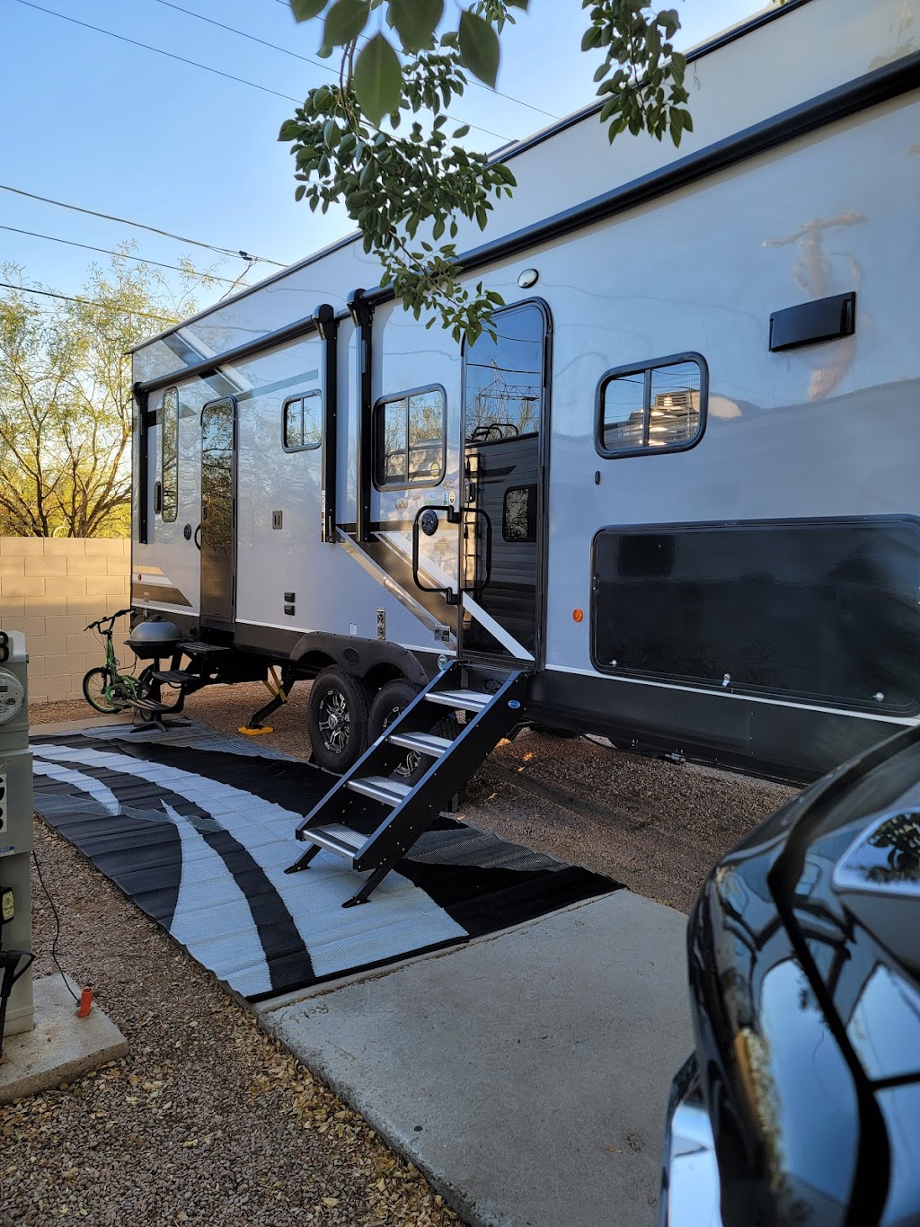 Arizona Maverick RV Park | 201 S Crismon Rd, Mesa, AZ 85208, USA | Phone: (480) 454-5628