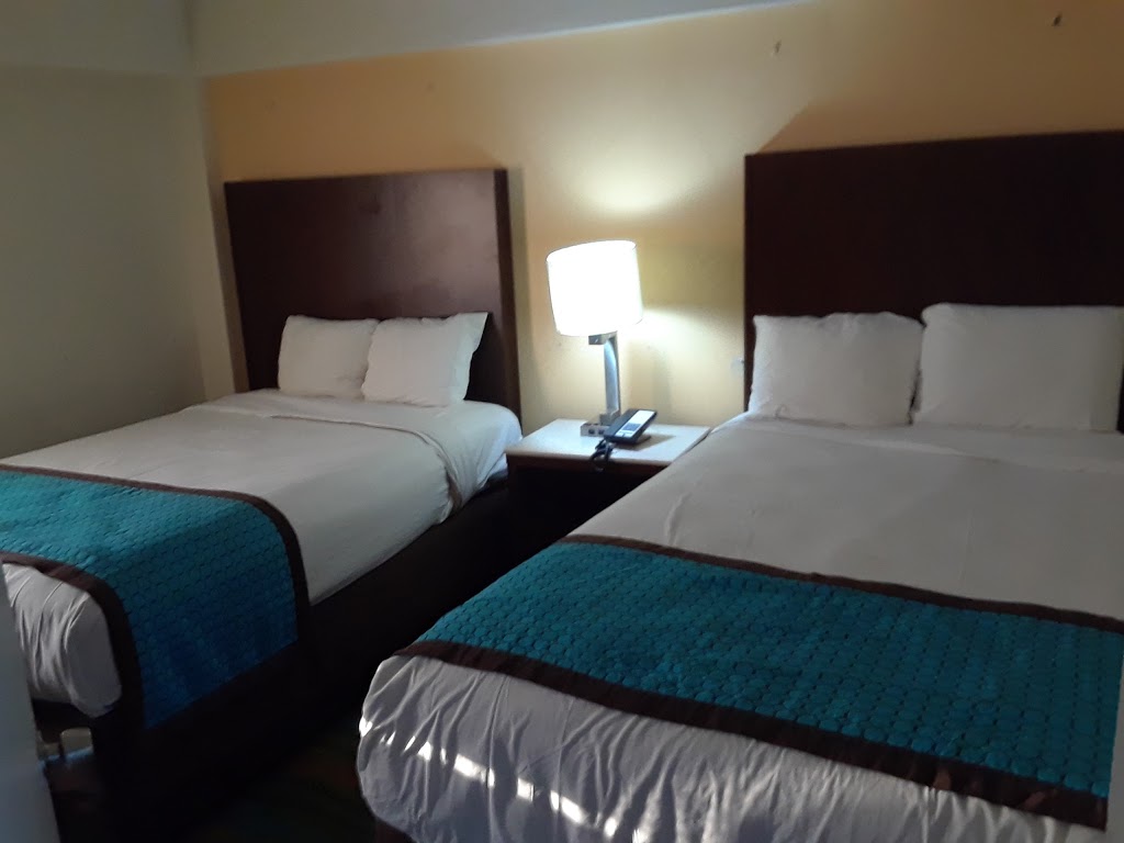 Dolphin Inn MOTEL | 1705 Atlantic Ave, Virginia Beach, VA 23451 | Phone: (800) 749-0188