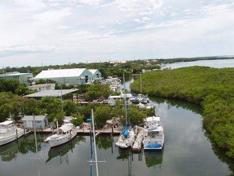 Coral Bay Marina | 601 Mastic St, Islamorada, FL 33036, USA | Phone: (305) 664-3111