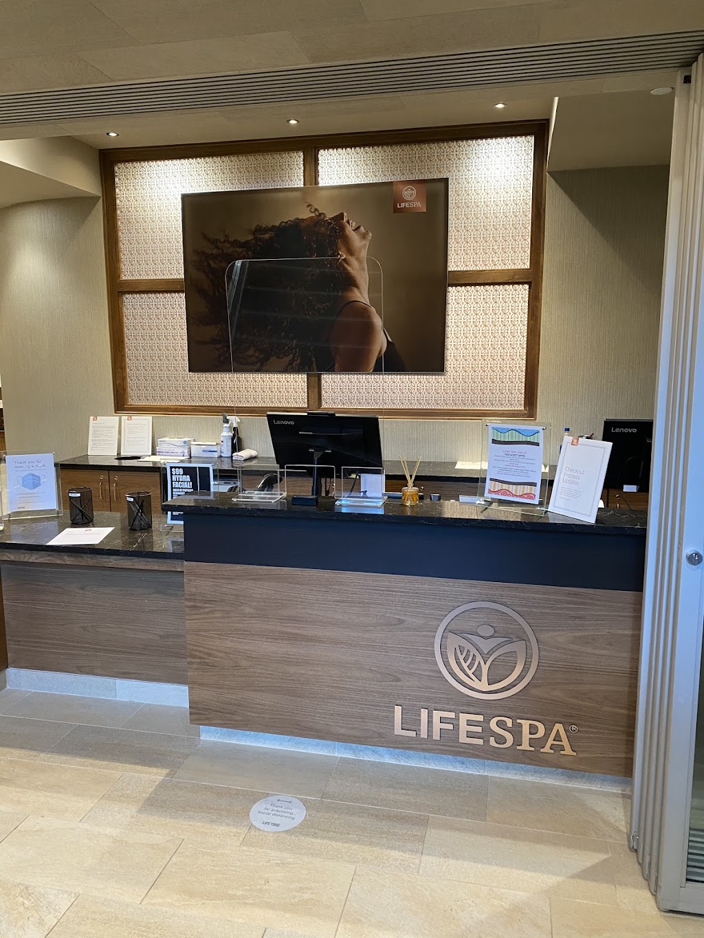 LifeSpa | 17585 Golf Pkwy, Brookfield, WI 53045, USA | Phone: (262) 899-7100