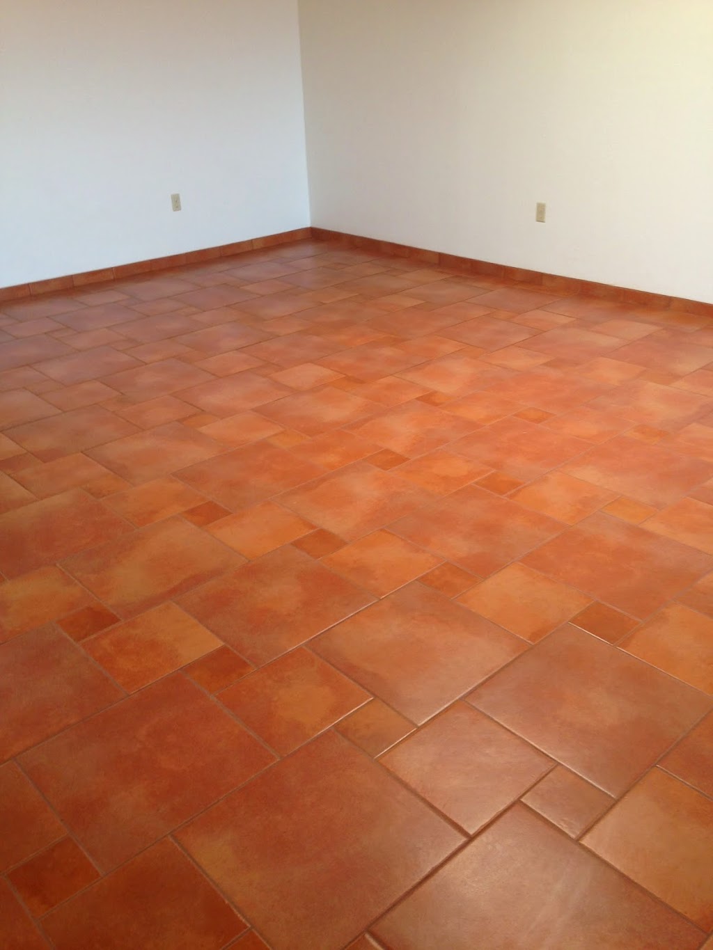 ROCKYS TILE AND STONE | 3411 E Dawson Rd, Sahuarita, AZ 85629, USA | Phone: (520) 399-0934