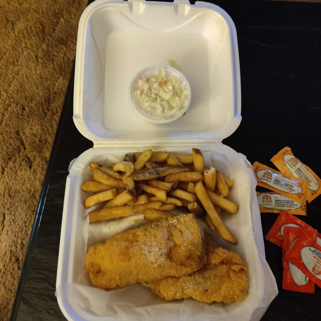 Sharks Fish & Chicken | 1616 W Third St, Dayton, OH 45402, USA | Phone: (937) 224-1300