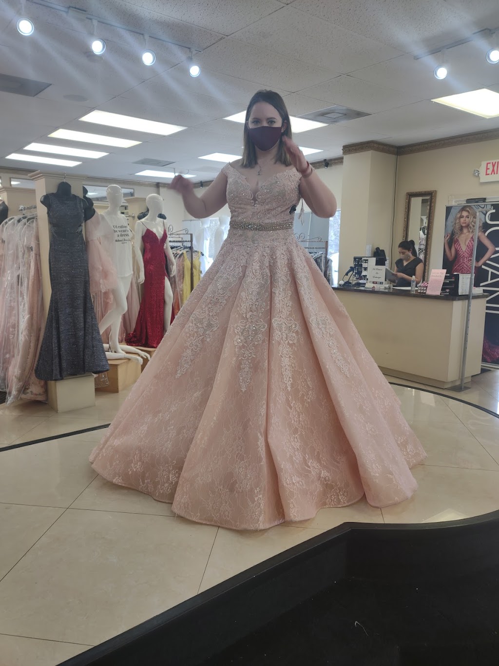 Cinderellas Gowns | Northwest, 700 Beaver Ruin Rd STE C, Lilburn, GA 30047, USA | Phone: (770) 921-8474