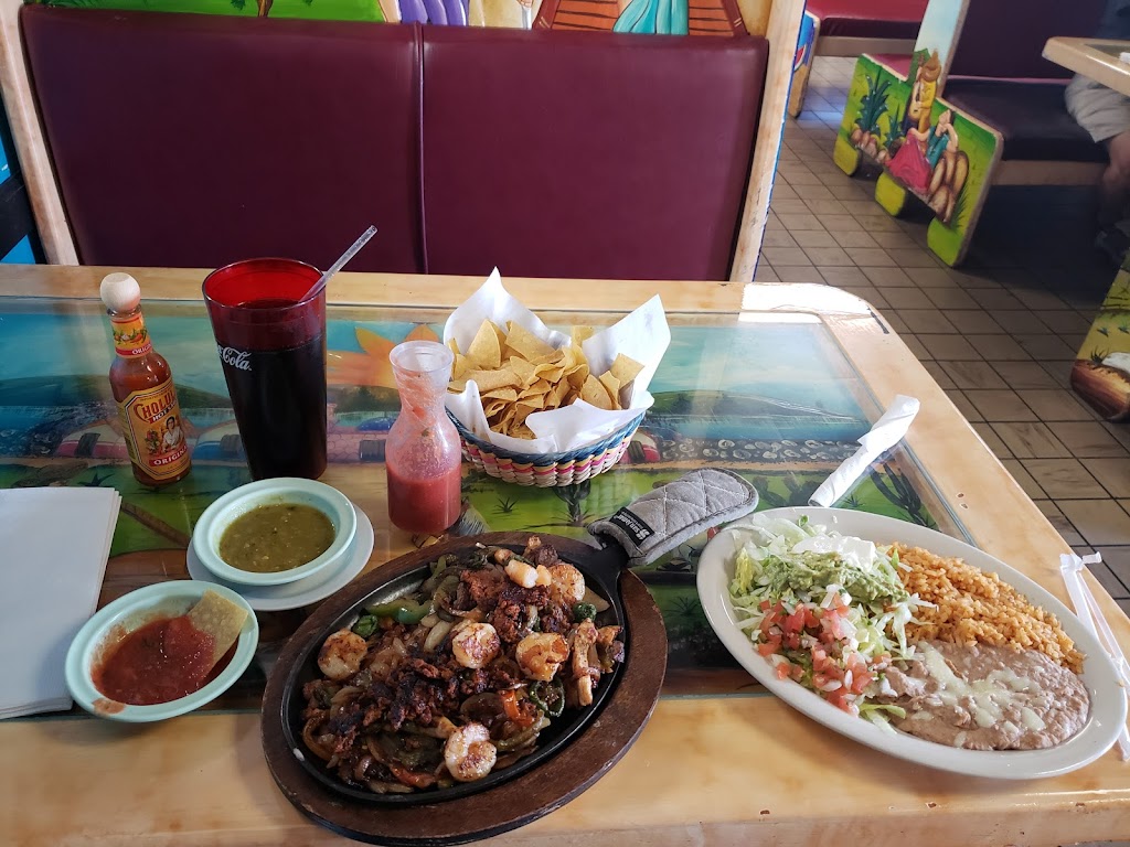El Potro Mexican Restaurant | 614 Edwardsville Rd, Troy, IL 62294, USA | Phone: (618) 667-2558