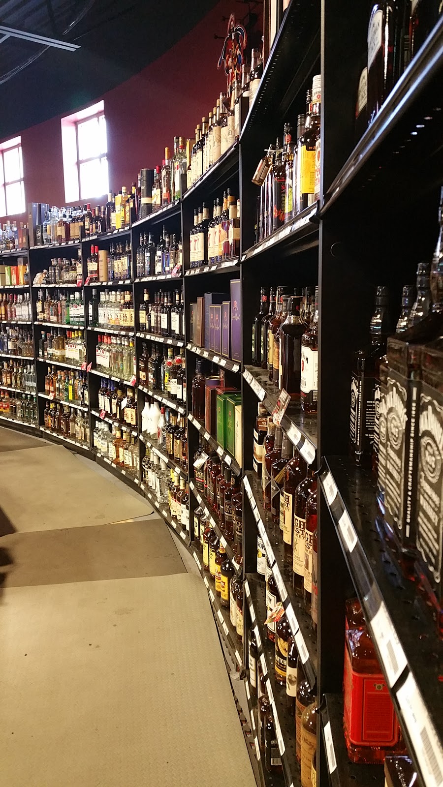 Ale Wine & Spirits of Powell | 7560 Guard Well St, Powell, OH 43065, USA | Phone: (740) 881-0318