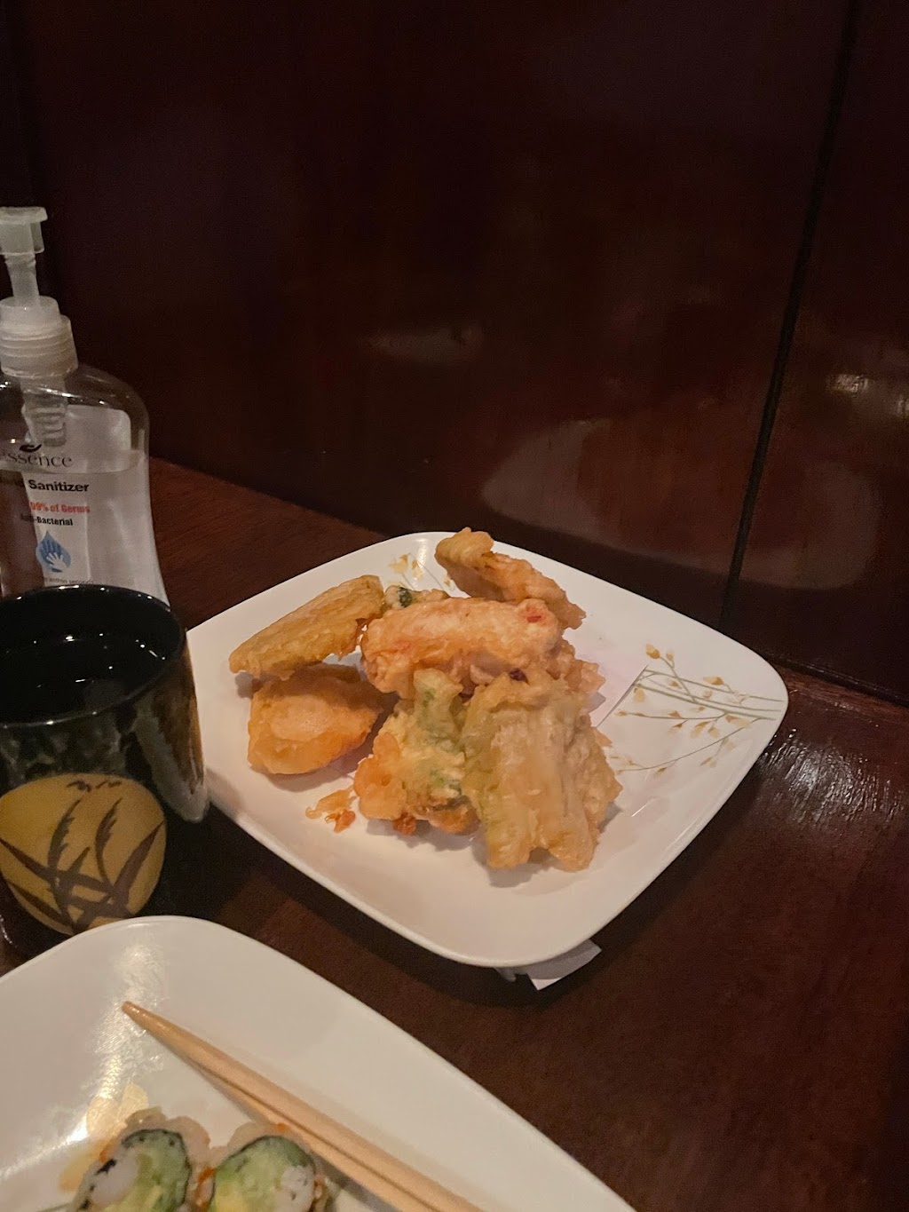 Tenjin Sushi | 615 Jericho Turnpike, Syosset, NY 11791, USA | Phone: (516) 682-5820