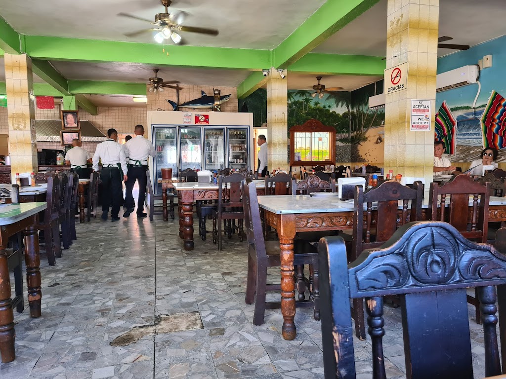 Restaurant Puerto Nuevo #1 | Arpón, 22710 Puerto Nuevo, B.C., Mexico | Phone: 661 614 1411