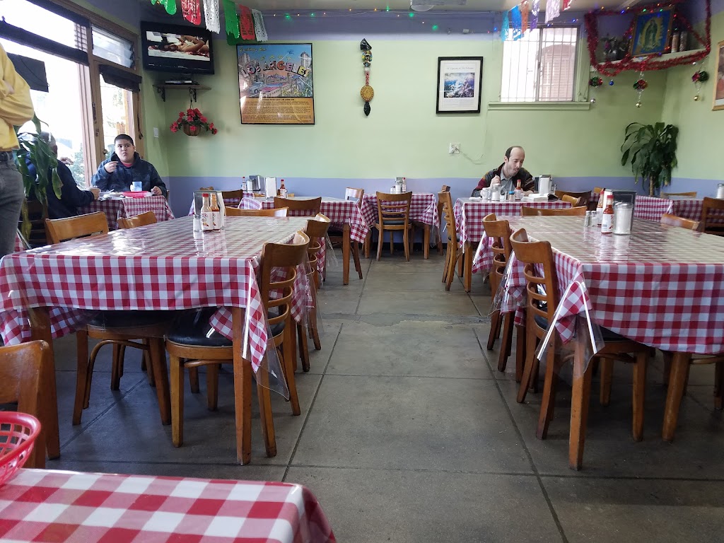 Lupitas Restaurant | 2634 Idell St, Los Angeles, CA 90065, USA | Phone: (323) 223-7835