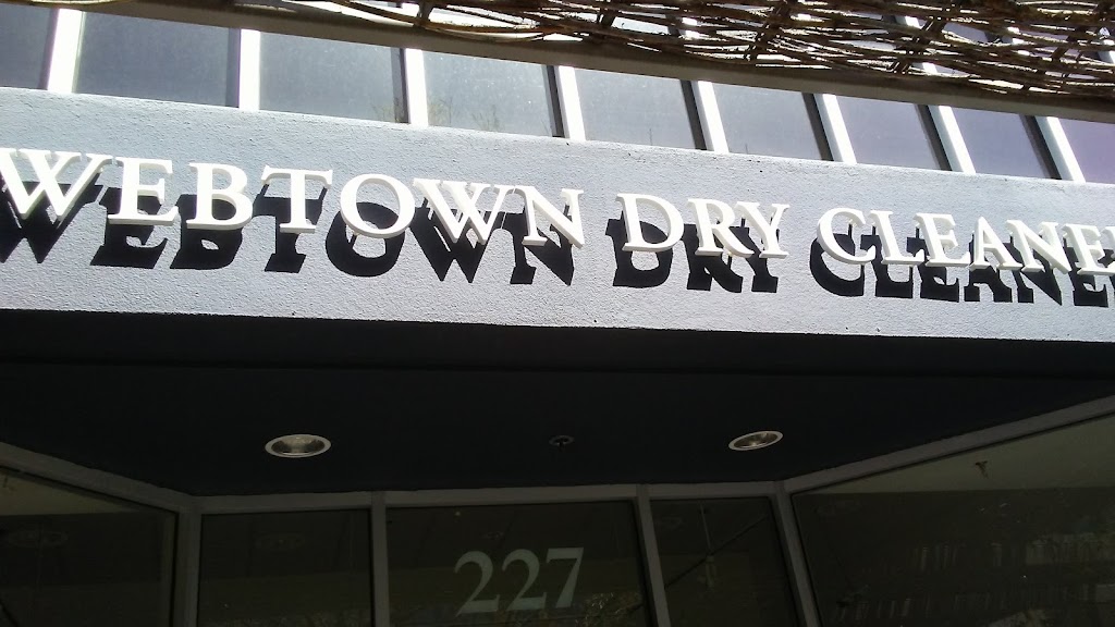 Webtown Drycleaners | 227 1st St, Los Altos, CA 94022, USA | Phone: (650) 949-0880