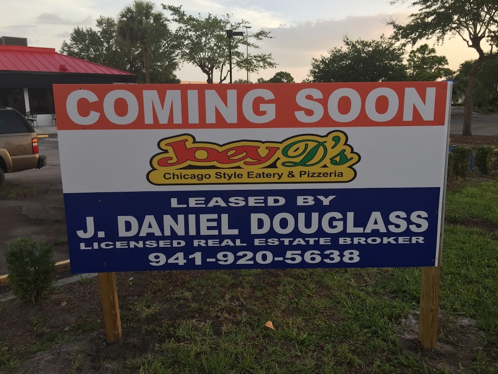 J. Daniel Douglass, Licensed Real Estate Broker | 2801 Riverview Blvd, Bradenton, FL 34205, USA | Phone: (941) 920-5638