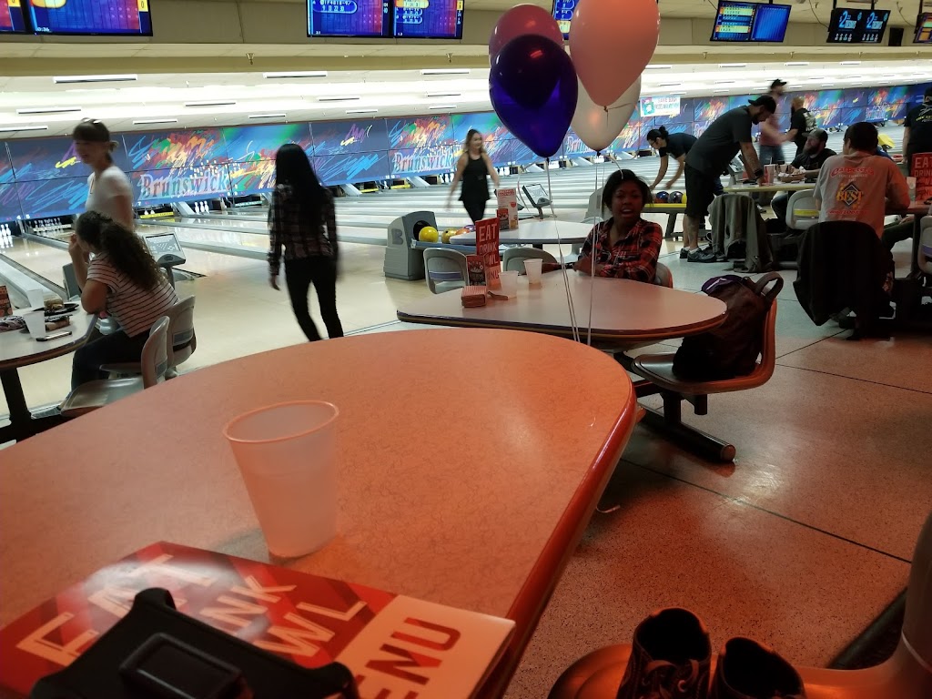 Bowlero Palmdale | 38241 30th St E, Palmdale, CA 93550, USA | Phone: (661) 274-2878