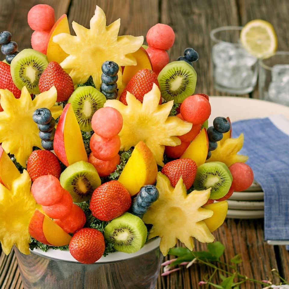 Edible Arrangements | 229 A Lincoln Ave, Haverhill, MA 01830, USA | Phone: (978) 372-0202