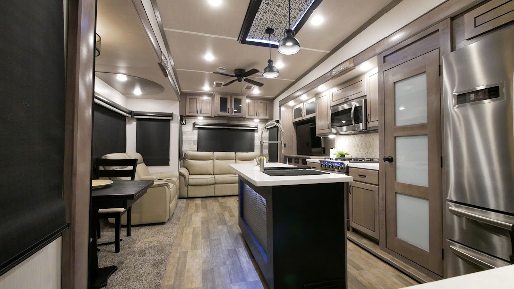 All Seasons RV | 9043 OH-14, Streetsboro, OH 44241, USA | Phone: (330) 564-0222