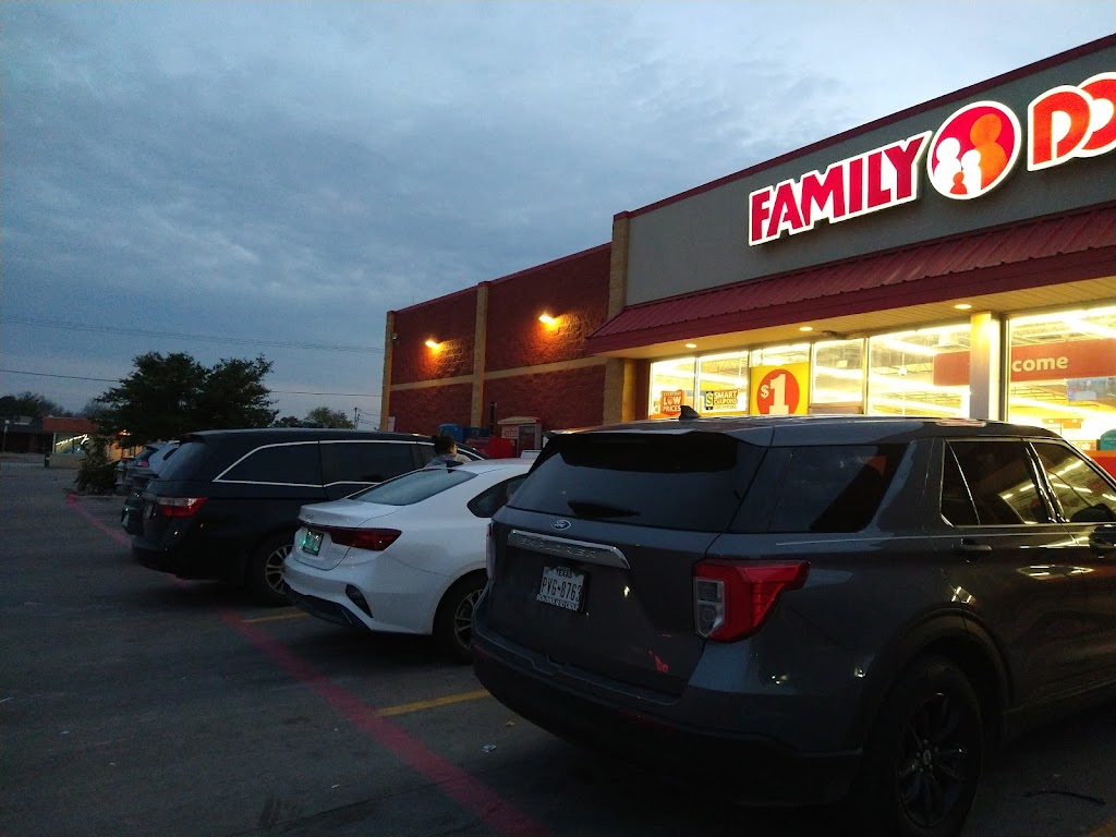 Family Dollar | 1327 N Dallas Ave, Lancaster, TX 75134, USA | Phone: (214) 765-5305