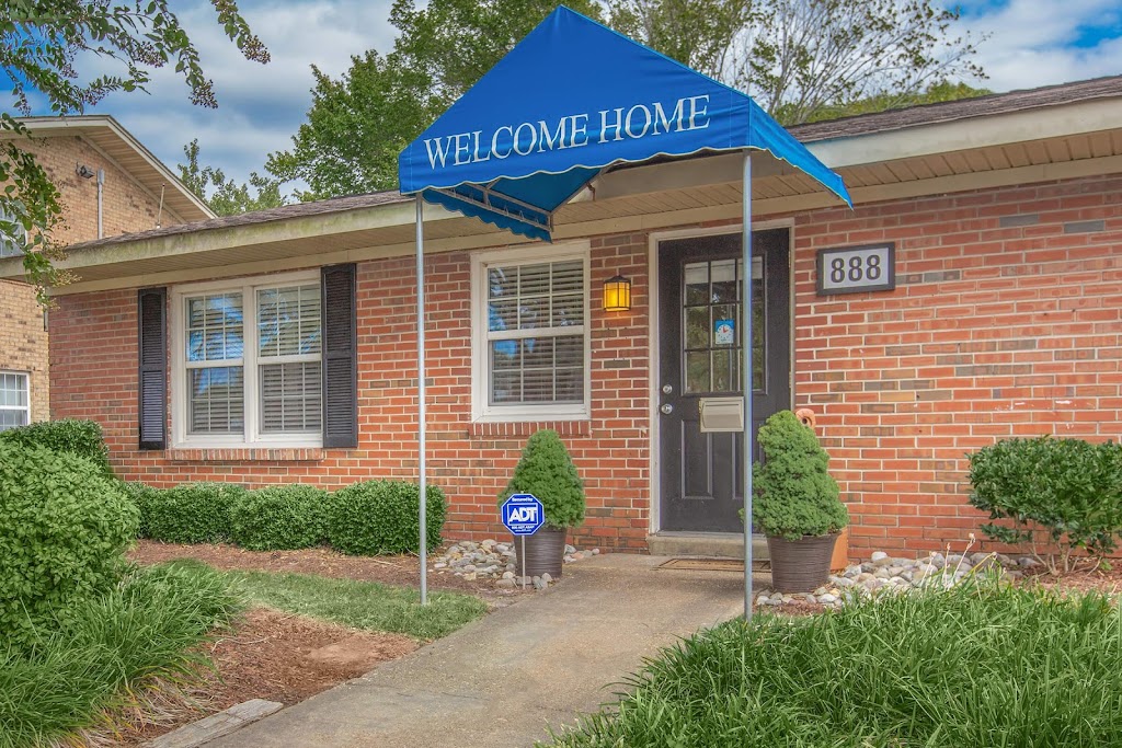 Waterside at Lynnhaven | 888 S Club House Rd, Virginia Beach, VA 23452, USA | Phone: (757) 468-3000