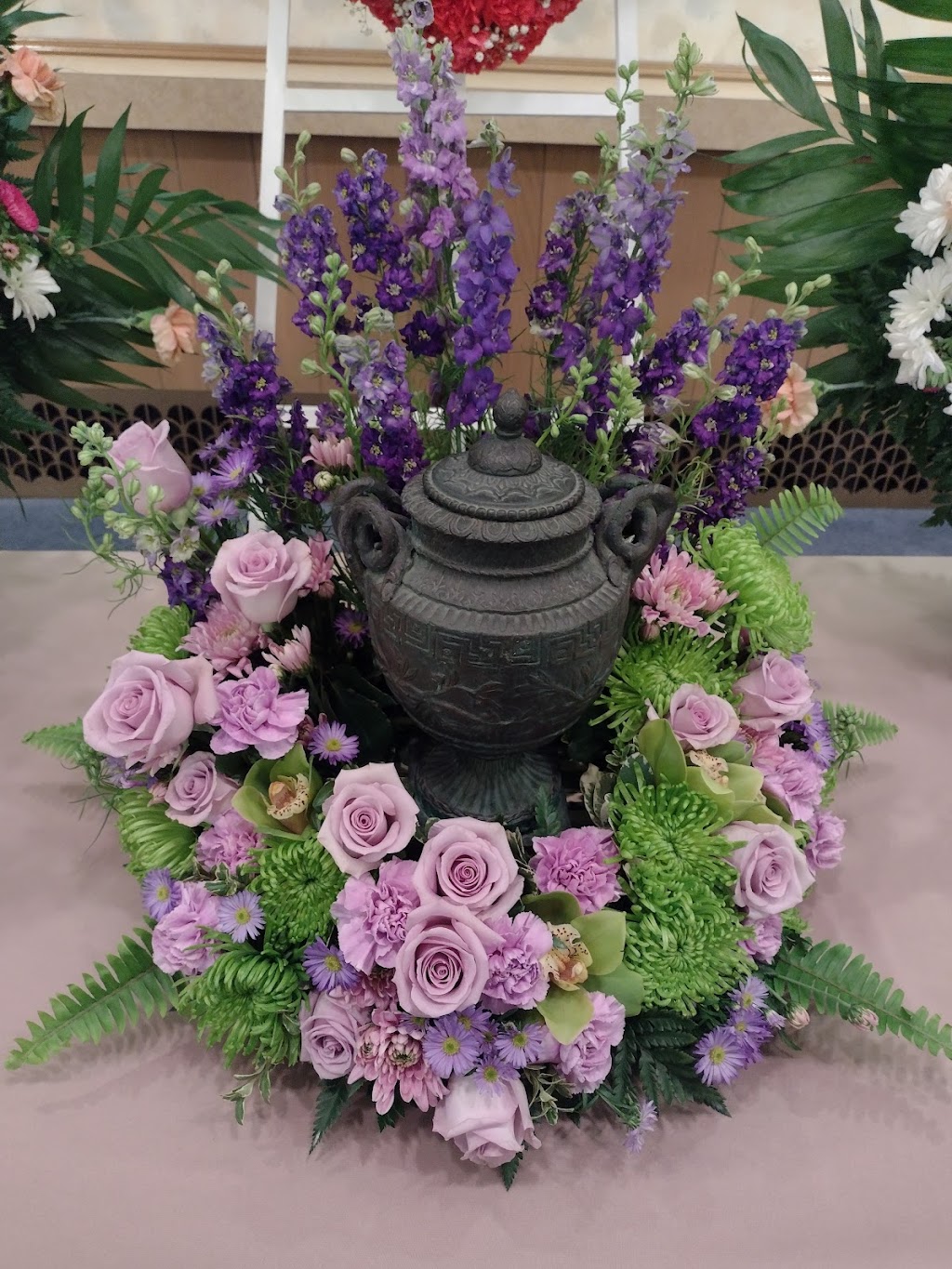 Carols Corner Florist & Gifts | 9456 Midland Blvd, St. Louis, MO 63114 | Phone: (314) 427-1221